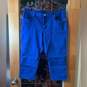 VENUS size 16 blue Capri jeans. Womens.